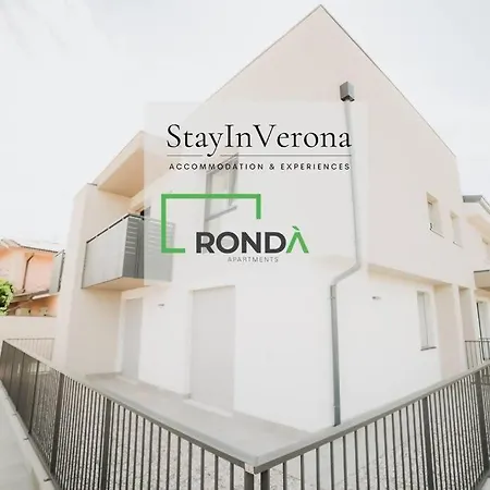 Ronda 24 Pax E Parcheggio Incluso דירה