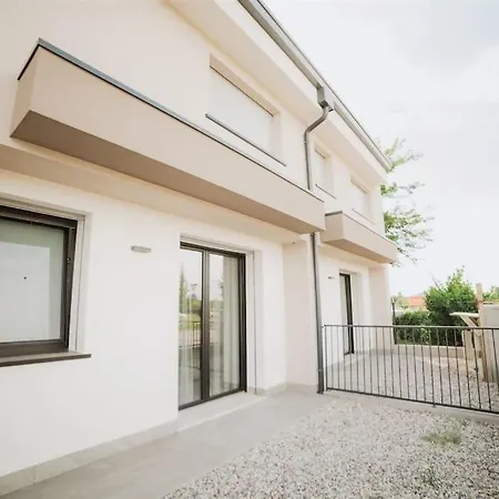 Ronda 24 Pax E Parcheggio Incluso Apartment San Giovanni Lupatoto