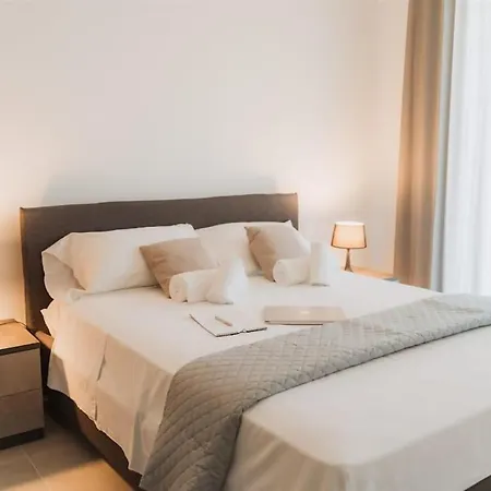Apartament Ronda 24 Pax E Parcheggio Incluso