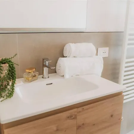 Apartament Ronda 24 Pax E Parcheggio Incluso